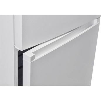 18 CuFt Garage Ready Top-Freezer Refrigerator in White — thumbnail 4