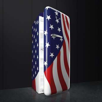 Smeg 50s Retro Style 24" 9.92 cu. ft. US Flag Top Freezer Refrigerator - Right Hinge - Energy Star — thumbnail 6