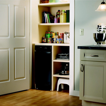 Whirlpool Gold Series 15" Black Built-In Full Console Trash Compactor — thumbnail 2
