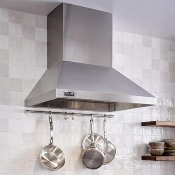Viking RVCH330SS 30 Inch Wall Mount Ducted Hood — thumbnail 4