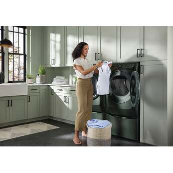 Electrolux 27 Inch Front Load Washer with 4.5 cu ft Capacity, LuxCare® Plus Wash, Perfect Steam™, SmartBoost®, 1300 RPM, Stain Soak Option, Adaptive Dispenser and Energy Star Certified: Alpine — thumbnail 4