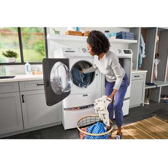 Maytag 27 Inch Smart Pet Pro Front Load Washer with 5.0 cu. ft. Capacity, 1150 RPM, 12 Wash Cycle, Steam Option, Sanitize Cycle, Drum Light, Auto Sensing and Energy Star Certified: White — thumbnail 23