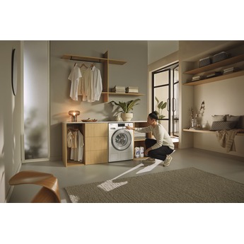 Miele WXI860WCS  2.26 cu. ft. 24 Inch Front Load Washer — thumbnail 4