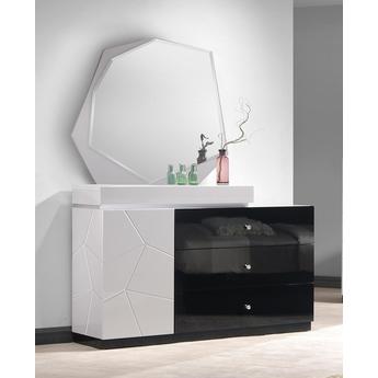 J and M Furniture 17854DM