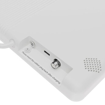 15.6" Smart Waterproof Portable Battery Powered TV — thumbnail 3