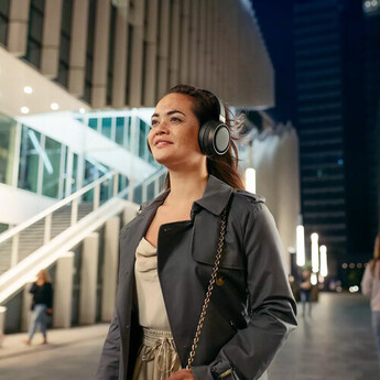 Philips Fidelio L3 Noise-Canceling Wireless Over-Ear Headphones — thumbnail 17