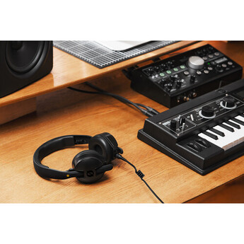 Rode NTH-50 Professional On-Ear Headphones — thumbnail 11