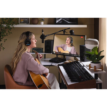 Sony MDR-M1 Closed-Back Over-Ear Reference Monitor Headphones — thumbnail 20