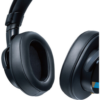 Sony MDR-M1 Closed-Back Over-Ear Reference Monitor Headphones — thumbnail 7