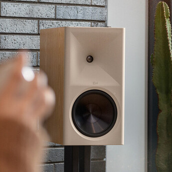 Klipsch The Nines Powered Bookshelf Speakers -Pair (Red Oak) — thumbnail 11