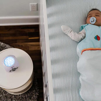 bbluv Kube Sound Activated Musical Nightlight with Projection — thumbnail 4