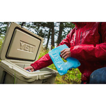 Yeti ICE 4 Lb. Freezer Block — thumbnail 3