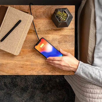 mophie Charge Stream Travel Kit — thumbnail 4