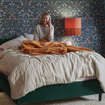 Estate Ultra Firm Tight Top King Mattress — thumbnail 3