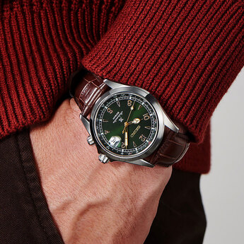 Seiko Prospex Alpinist Watch - Green/Brown Leather Band — thumbnail 4