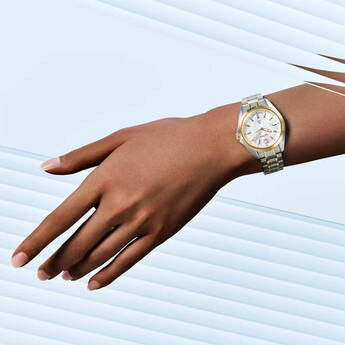 Prospex Sea Series Quartz Watch - Two Tone Stainless/Mother of Pearl — thumbnail 2