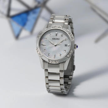 Seiko Diamond Quartz - White/Stainless Steel - 33.2mm — thumbnail 4