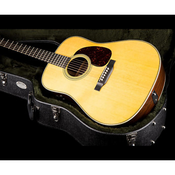 Martin hd28eretro 7