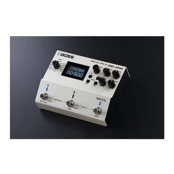 BOSS DD-500 32-Bit AD/DA and 32-Bit/96 kHz 12 Delay Modes Digital Delay Pedal — thumbnail 4
