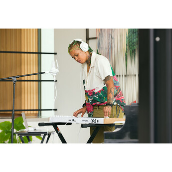 ARTURIA KeyLab 49 mk3 Professional MIDI Controller and Software (White) — thumbnail 4