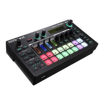 Roland MC-101 Compact Portable Four-Track 16 RGB Pads 64 Clips Groovebox — thumbnail 2