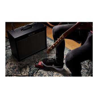 BOSS Loop Station Compact Phrase Recorder with Pedal Switch Controls — thumbnail 5
