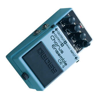BOSS CE-5 Stereo Chorus Ensemble Compact Pedal for Any Kind of Chorus Effect — thumbnail 3