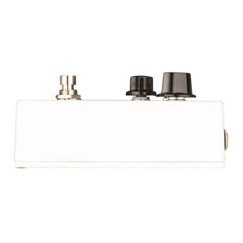 Earthquaker Chelsea Low End Fuzz Driver Pedal with 9 Volt DC Power Supply — thumbnail 6