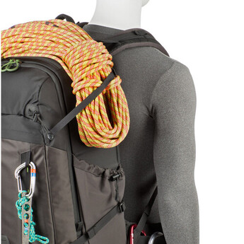 mindshift gear BackLight 18L Backpack (Charcoal) — thumbnail 27