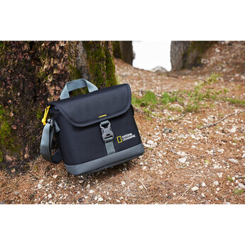 National geographic Shoulder Bag (Black, Small) — thumbnail 7