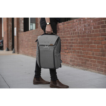 Peak design Everyday Backpack v2 (20L, Ash) — thumbnail 20