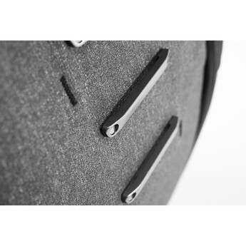 Peak design Everyday Backpack v2 (30L, Charcoal) — thumbnail 17