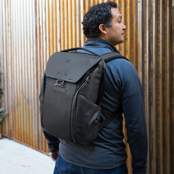 Peak design Everyday Backpack v2 (30L, Charcoal) — thumbnail 20