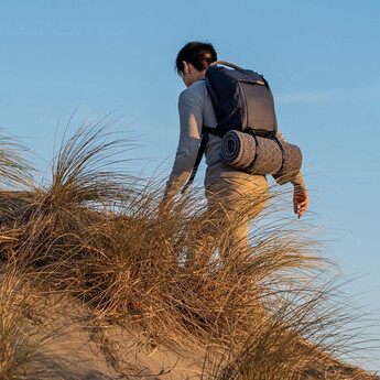 Peak design Everyday Backpack v2 (30L, Midnight) — thumbnail 20
