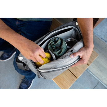 Peak design Everyday Sling v2 (6L, Ash) — thumbnail 13