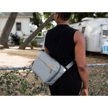 Peak design Everyday Sling v2 (6L, Ash) — thumbnail 15