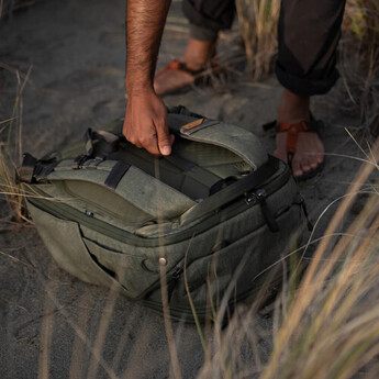 Peak Design Travel Backpack (Sage) — thumbnail 25