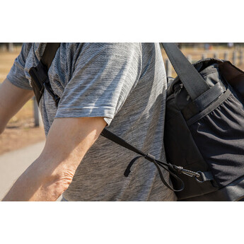 Tenba DNA 16 Pro Camera Messenger Bag (Blue) — thumbnail 13