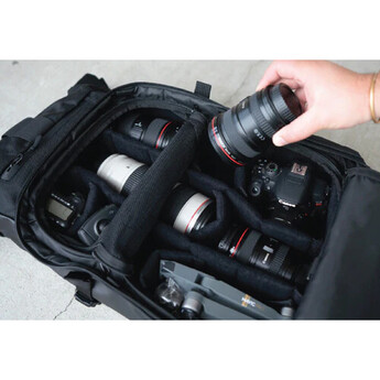 Wandrd PRVKE 21L Backpack v2 (Black) — thumbnail 31