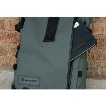 Wandrd PRVKE 31L v2 Photo Bundle (Green) — thumbnail 38