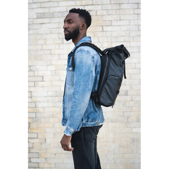 Wandrd PRVKE Lite 11L Backpack (Black) — thumbnail 15