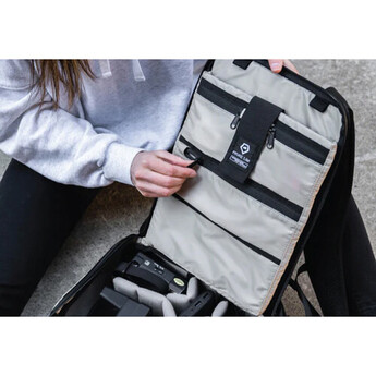 Wandrd PRVKE Lite 11L Backpack (Black) — thumbnail 22