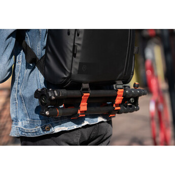 Wandrd PRVKE Lite 11L Backpack (Blue) — thumbnail 19