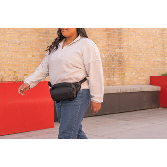 Wandrd Rogue Sling (Uyuni Purple, 3L) — thumbnail 17