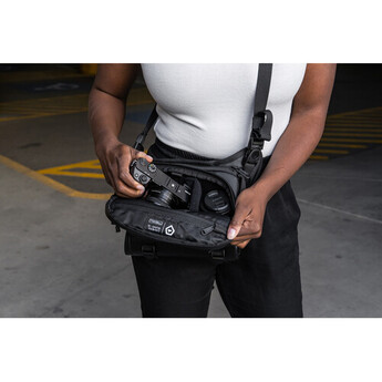 Wandrd Rogue Sling (Uyuni Purple, 3L) — thumbnail 20