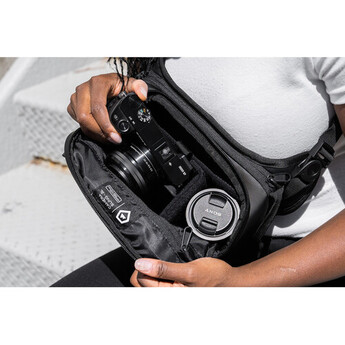 Wandrd Rogue Sling (Uyuni Purple, 3L) — thumbnail 23