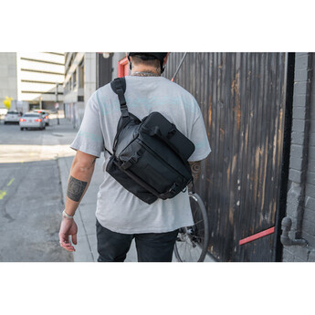 Wandrd Rogue Sling (Aegean Blue, 6L) — thumbnail 51