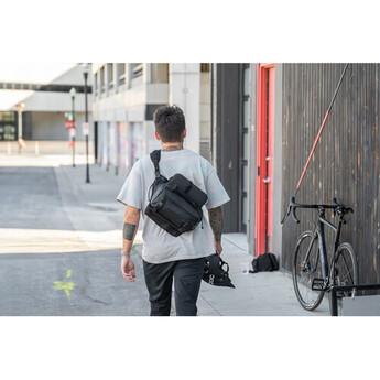 Wandrd Rogue Sling (Aegean Blue, 6L) — thumbnail 54