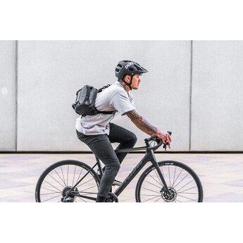 Wandrd Rogue Sling (Aegean Blue, 6L) — thumbnail 88