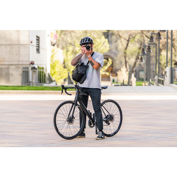 Wandrd Rogue Sling (Wasatch Green, 6L) — thumbnail 34